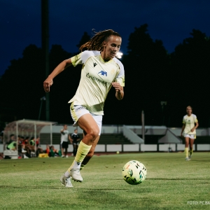 https://prozentbuch.s3.eu-central-1.amazonaws.com/prod/bildmaterial/basel-freizeit-fc_basel_-_frauenmannschaft_0.jpg