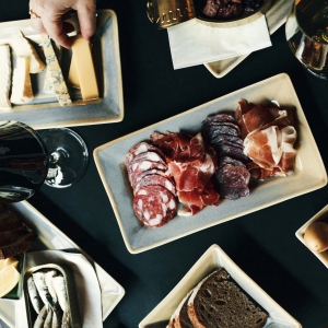 https://prozentbuch.s3.eu-central-1.amazonaws.com/prod/bildmaterial/basel-gastronomie-consum_0.jpg