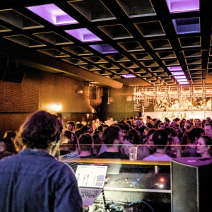 https://prozentbuch.s3.eu-central-1.amazonaws.com/prod/bildmaterial/basel-nachtleben-_clubnight_cello_0.png