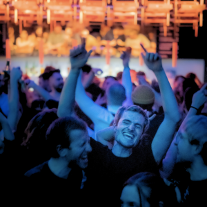https://prozentbuch.s3.eu-central-1.amazonaws.com/prod/bildmaterial/basel-nachtleben-_clubnight_cello_2.png