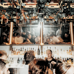 https://prozentbuch.s3.eu-central-1.amazonaws.com/prod/bildmaterial/basel-nachtleben-_clubnight_cello_4.png