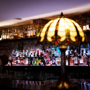 https://prozentbuch.s3.eu-central-1.amazonaws.com/prod/bildmaterial/basel-nachtleben-pot_still_bar_6.jpg