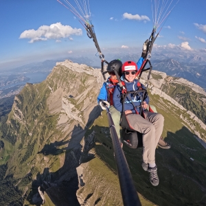 https://prozentbuch.s3.eu-central-1.amazonaws.com/prod/bildmaterial/luzern-freizeit-freeminds_paragliding_3.jpg
