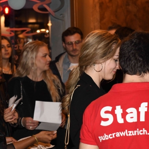 https://prozentbuch.s3.eu-central-1.amazonaws.com/prod/bildmaterial/zuerich-freizeit-pub_crawl_party_tour.jpg